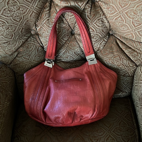 B Makowsky red leather shoulder bag with magnetic closure - Picture 4 of 7